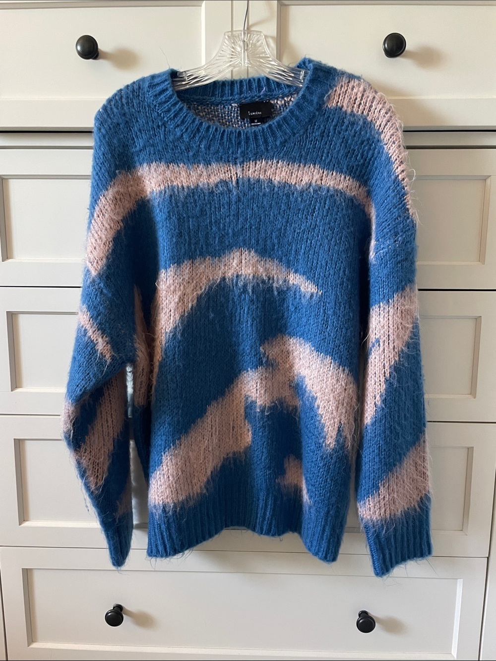 NWT Luminere Women’s Blue & Pink Fuzzy Oversized Sweater | Soft Knit Crewneck -M